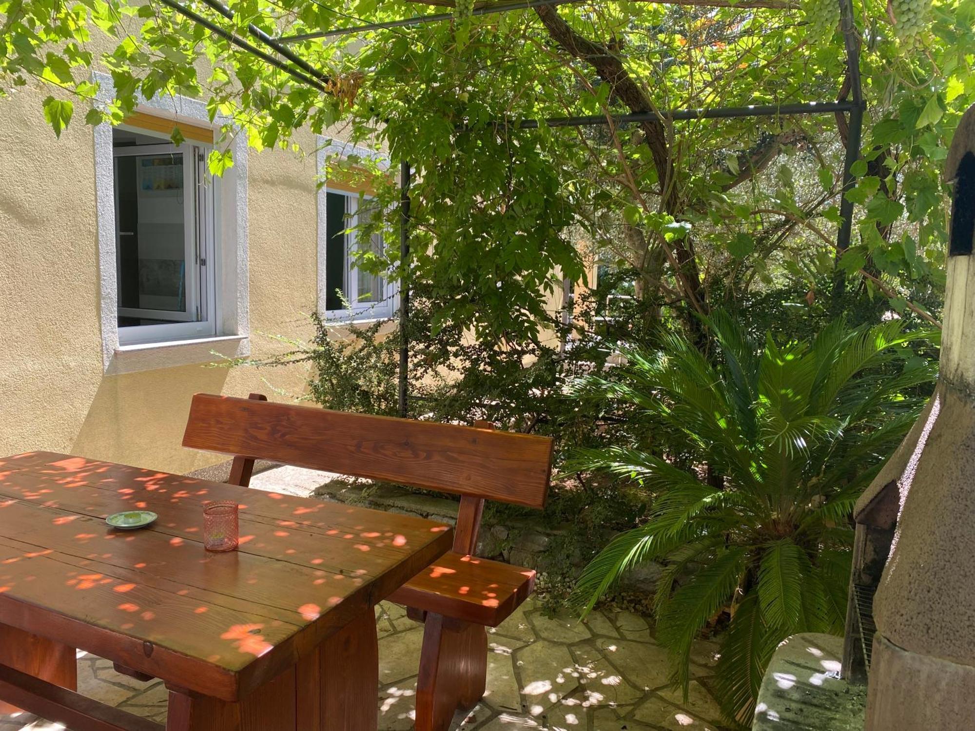 Apartments Topic & Krk Central Location Krk Town Exterior foto